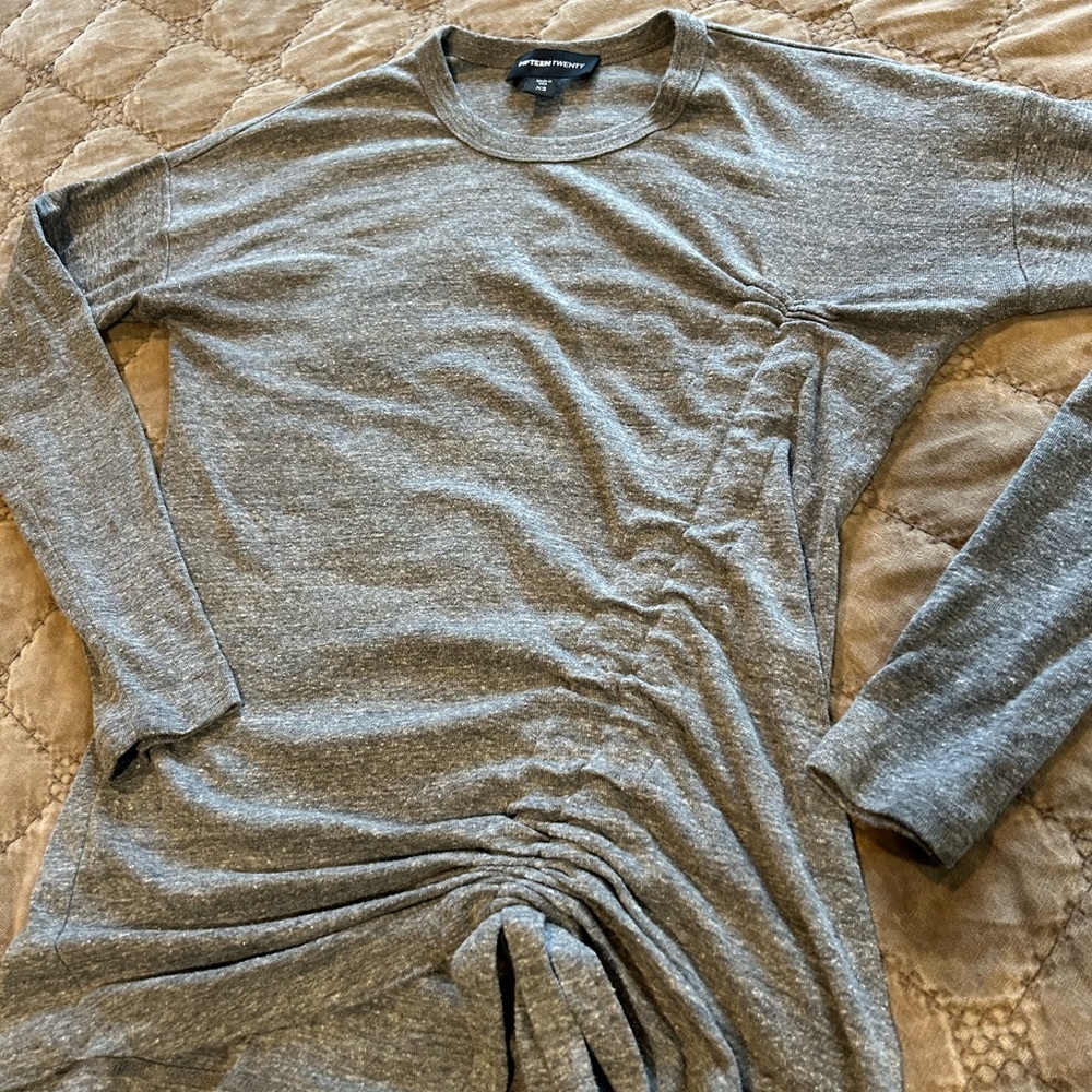 Fifteen Twenty Heather Gray Crew Neck Top